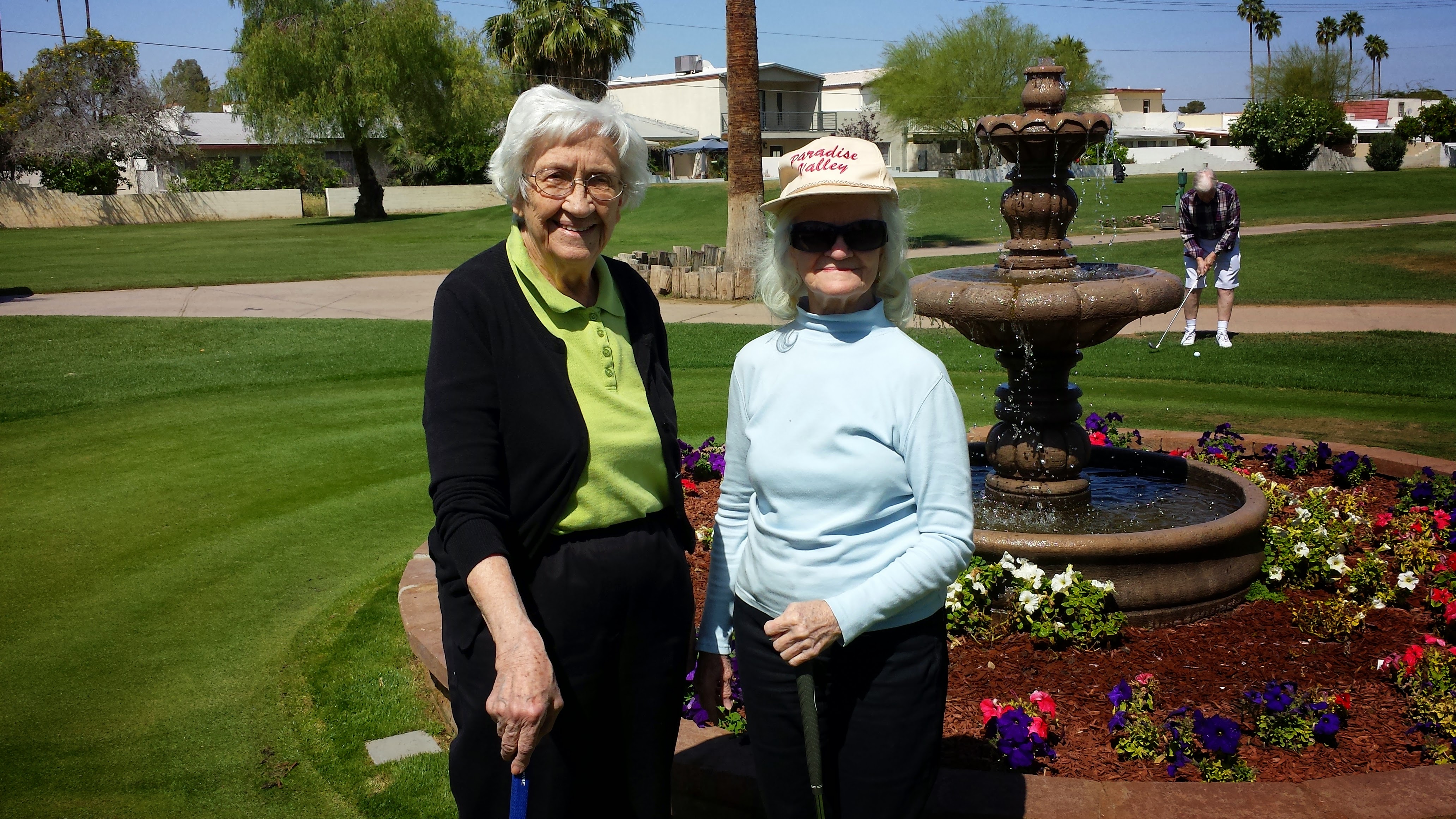 Senior neighbors on an outing from Scottsdale